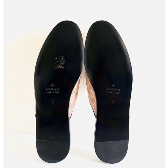 GUCCI X MLB NY YANKEES MONOGRAM SLIPPERS - Picture 7 of 8